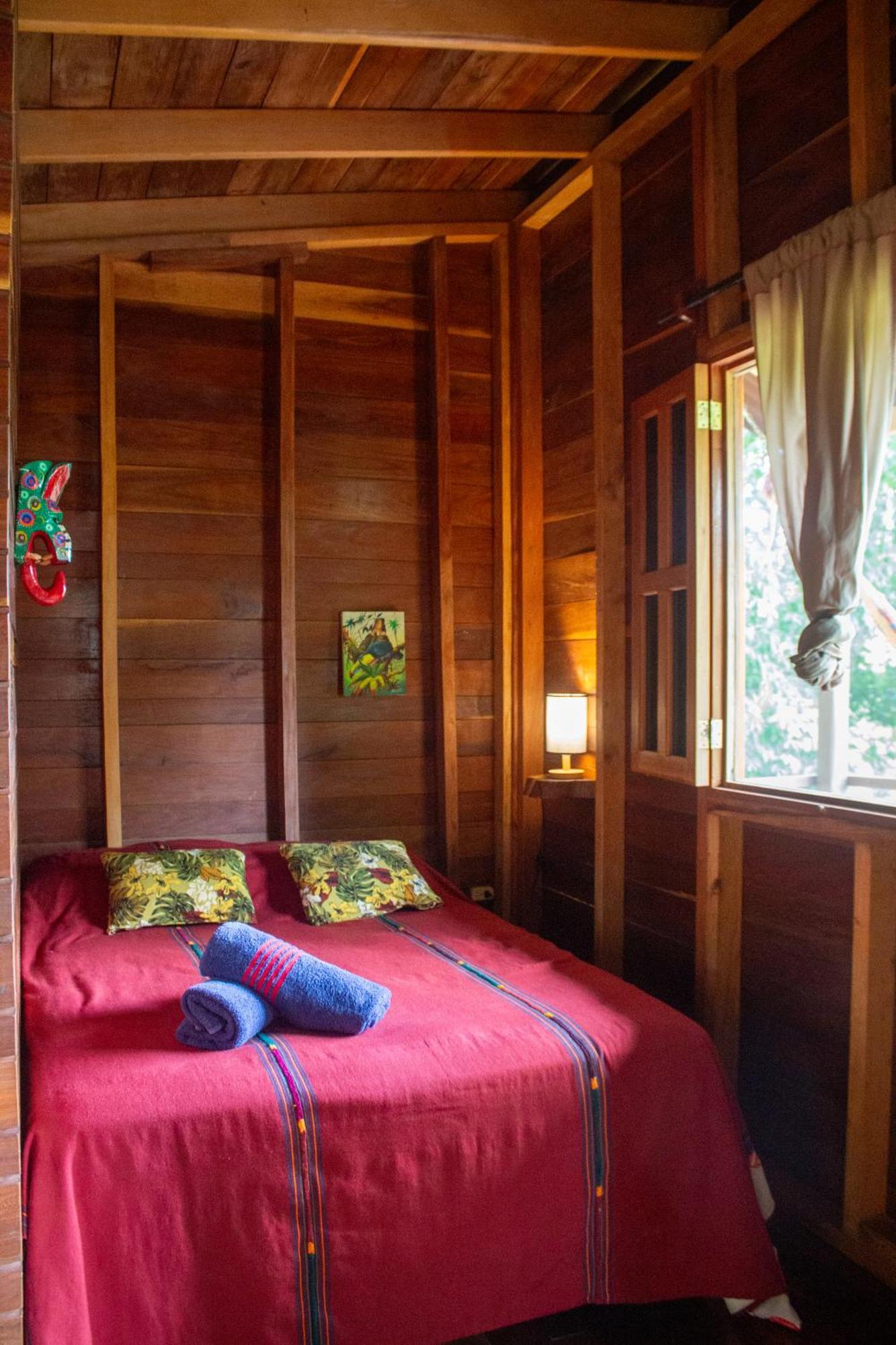Alice Guesthouse El Remate Luaran gambar