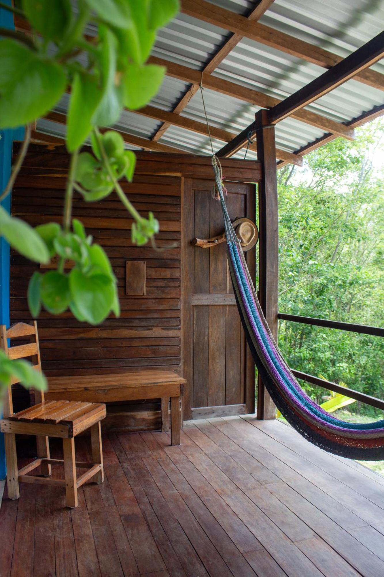 Alice Guesthouse El Remate Luaran gambar