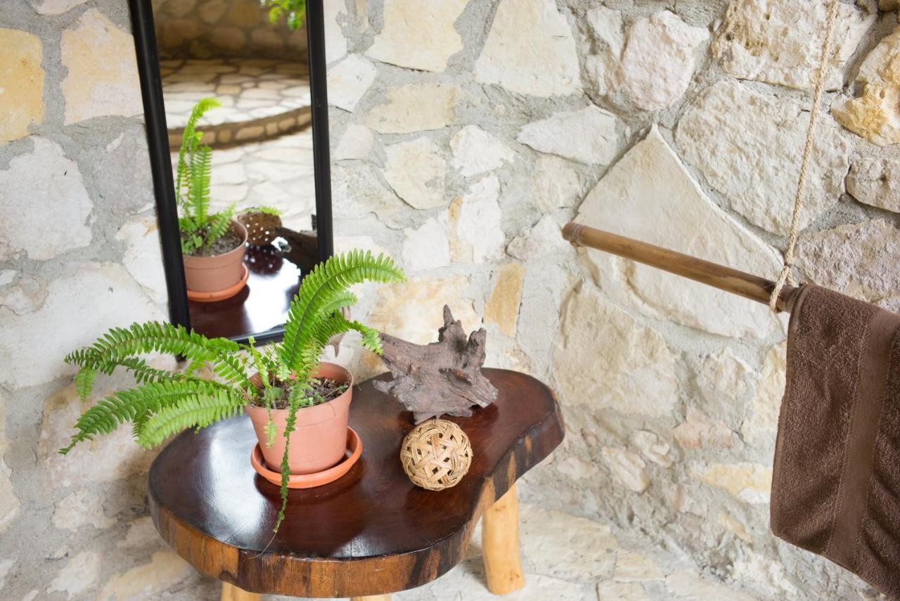 Alice Guesthouse El Remate Luaran gambar