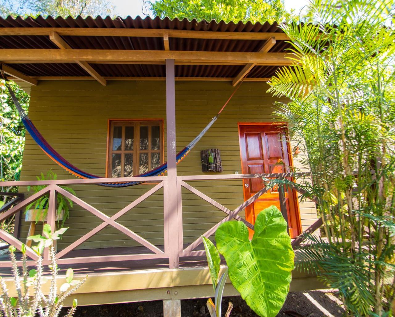 Alice Guesthouse El Remate Luaran gambar